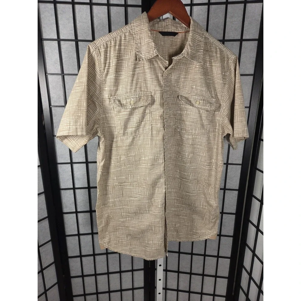 The North Face Shirt Mens Large SS Button‎ Up Tan Crosshatch Grid Pocket Hiking